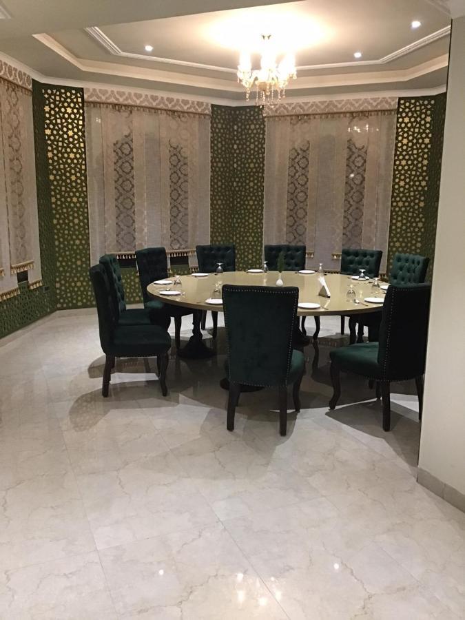 Indralok Palace Hotel & Resort Morena Екстер'єр фото